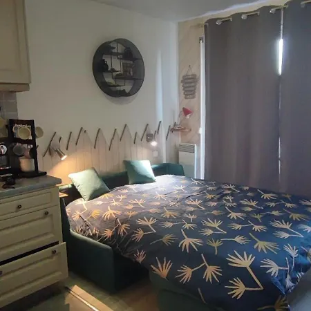 studio Batlou ménage inclus a la pierre st Martin pyrénée Apartamento La Pierre Saint-Martin